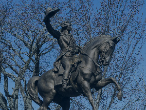 Landmarks 09 - Lafayette Statue